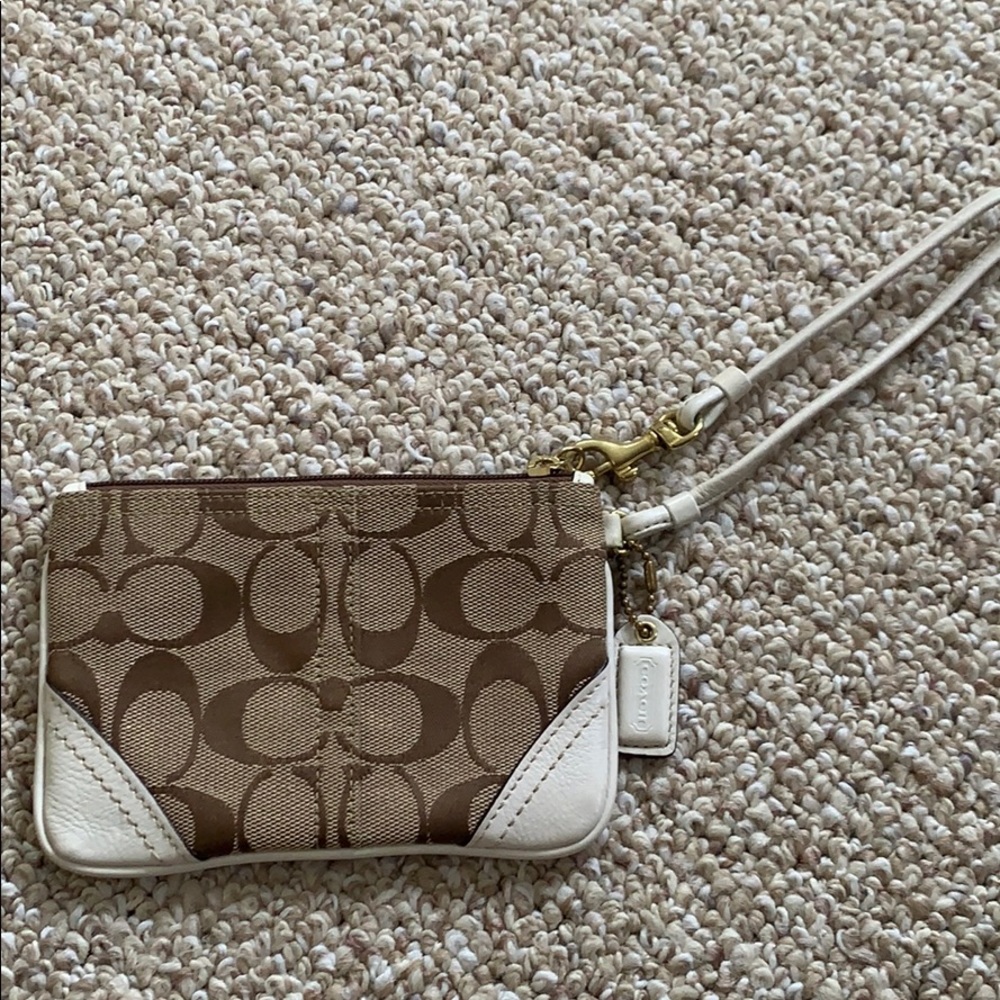 Like new coach wristlet